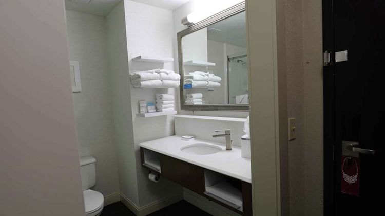 Hampton Inn Dyersburg Room