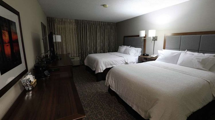 Hampton Inn Dyersburg Room
