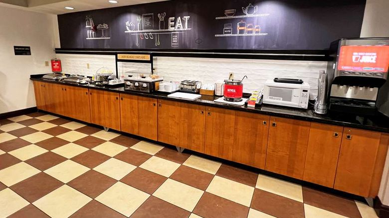 <b>Hampton Inn Kearney Restaurant</b>. Images powered by <a href="https://iceportal.shijigroup.com/" title="IcePortal" target="_blank">IcePortal</a>.