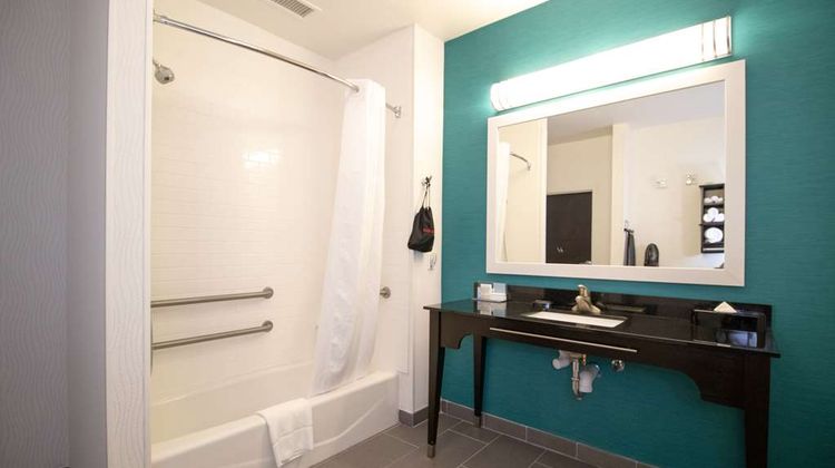 Hampton Inn Kearney Room