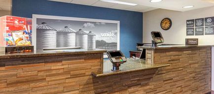 Hampton Inn Eau Claire-University Area Lobby