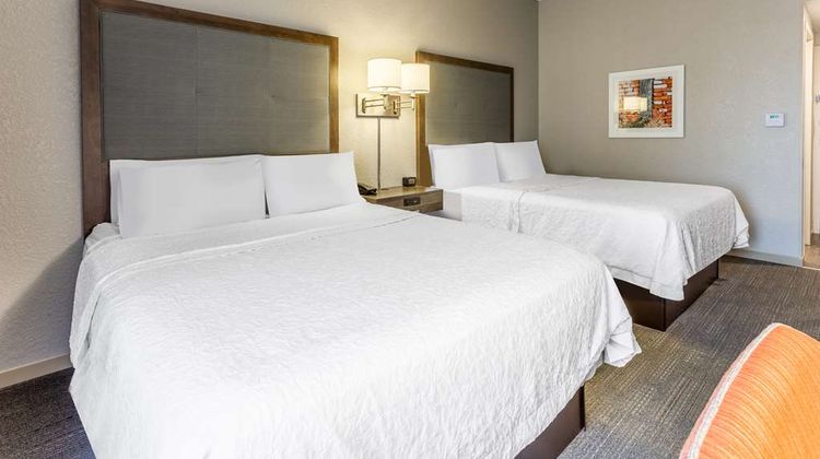 Hampton Inn Eau Claire-University Area Room