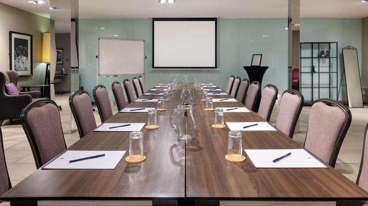 DoubleTree by Hilton Edinburgh City Meeting