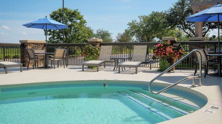 Hampton Inn Edenton Pool