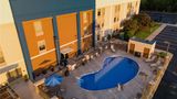 <b>Hampton Inn Edenton Pool</b>. Images powered by <a href="https://iceportal.shijigroup.com/" title="IcePortal" target="_blank">IcePortal</a>.