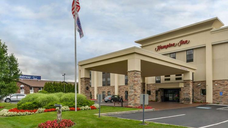 Hampton Inn Elkhart Exterior