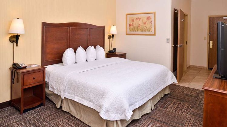 Hampton Inn Elkhart Room