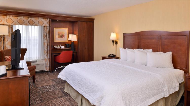 Hampton Inn Elkhart Room