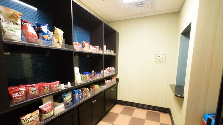 Hampton Inn & Suites - Middlebury Restaurant