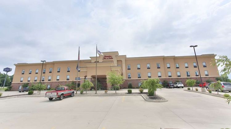 Hampton Inn & Suites - Middlebury Exterior