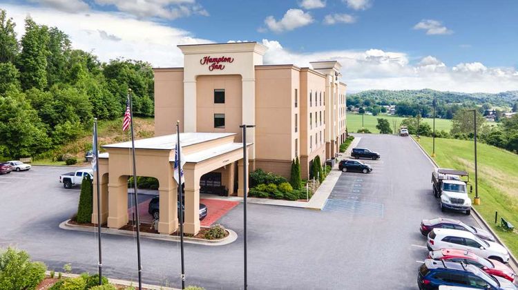 Hampton Inn Elkins Exterior