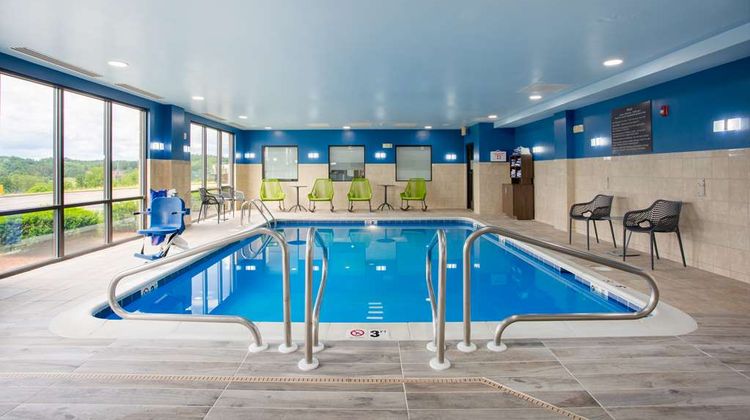 Hampton Inn Elkins Pool