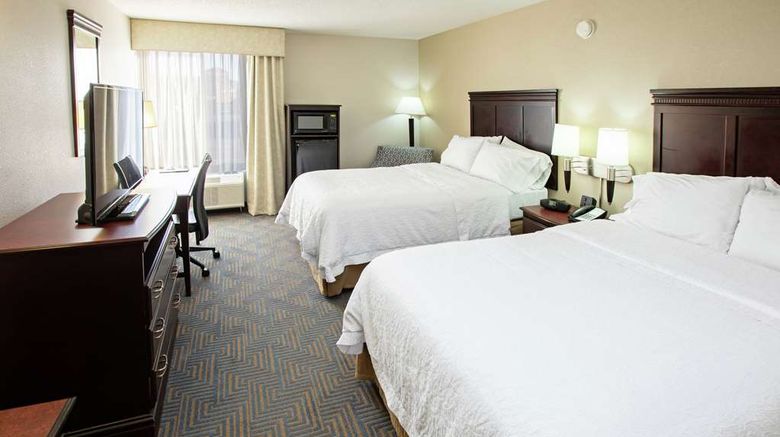 <b>Hampton Inn Elizabethtown Room</b>. Images powered by <a href="https://iceportal.shijigroup.com/" title="IcePortal" target="_blank">IcePortal</a>.