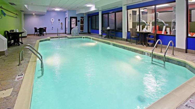 Hampton Inn Elizabethtown Pool