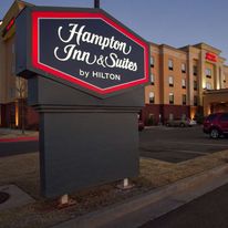 Hampton Inn & Suites - Elk City
