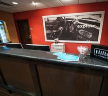 Hampton Inn & Suites - Elk City Lobby