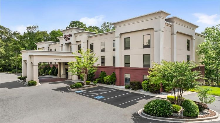 Hampton Inn Elkton Exterior