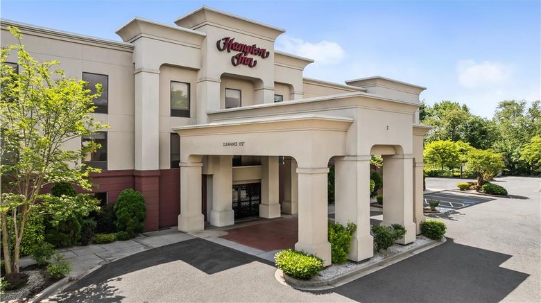 <b>Hampton Inn Elkton Exterior</b>. Images powered by <a href="https://iceportal.shijigroup.com/" title="IcePortal" target="_blank">IcePortal</a>.
