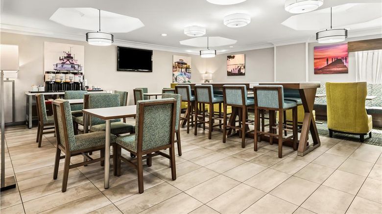 <b>Hampton Inn Elkton Restaurant</b>. Images powered by <a href="https://iceportal.shijigroup.com/" title="IcePortal" target="_blank">IcePortal</a>.