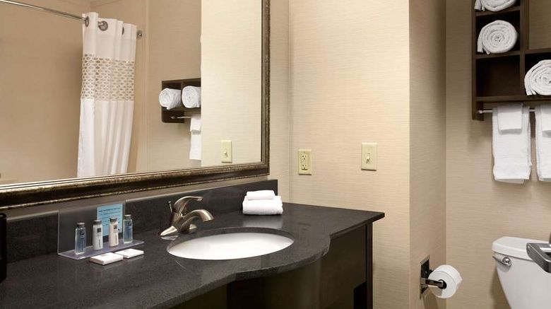 <b>Hampton Inn & Suites - Mansfield Room</b>. Images powered by <a href="https://iceportal.shijigroup.com/" title="IcePortal" target="_blank">IcePortal</a>.