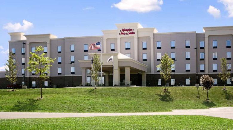 <b>Hampton Inn & Suites - Mansfield Room</b>. Images powered by <a href="https://iceportal.shijigroup.com/" title="IcePortal" target="_blank">IcePortal</a>.