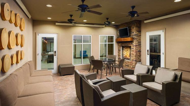Hilton Garden Inn El Paso Airport Exterior