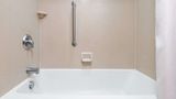 Hampton Inn Springfield South Enfield Room