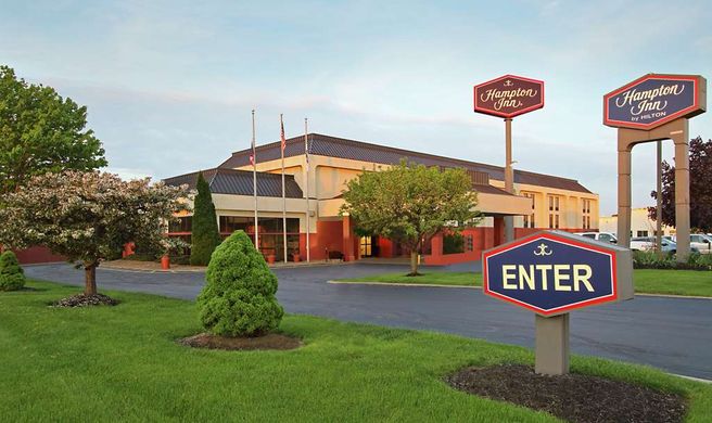 Hampton Inn Ashtabula Exterior