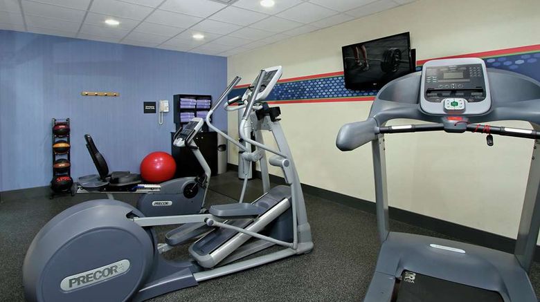 <b>Hampton Inn Ashtabula Health</b>. Images powered by <a href="https://iceportal.shijigroup.com/" title="IcePortal" target="_blank">IcePortal</a>.