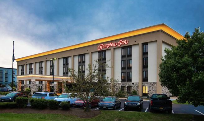 Hampton Inn Erie South Exterior