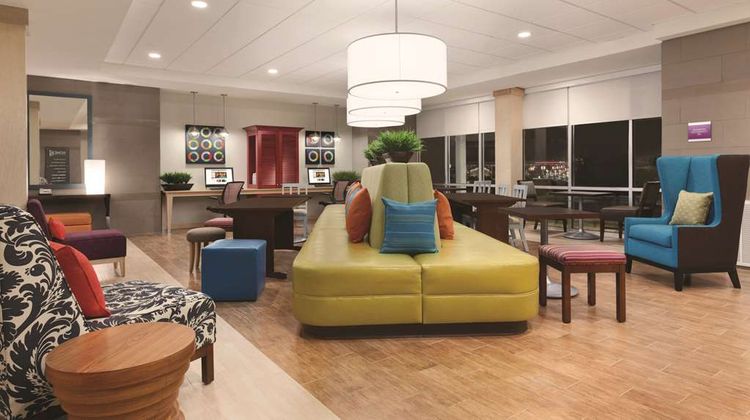 Home2 Suites by Hilton, Erie Lobby