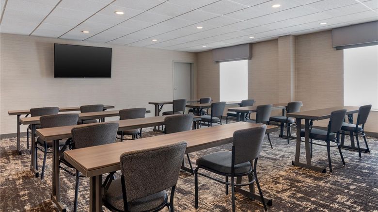 <b>Hampton Inn & Suites West Bend Meeting</b>. Images powered by <a href="https://iceportal.shijigroup.com/" title="IcePortal" target="_blank">IcePortal</a>.