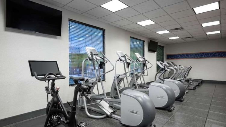 Hampton Inn Evansville Airport Health