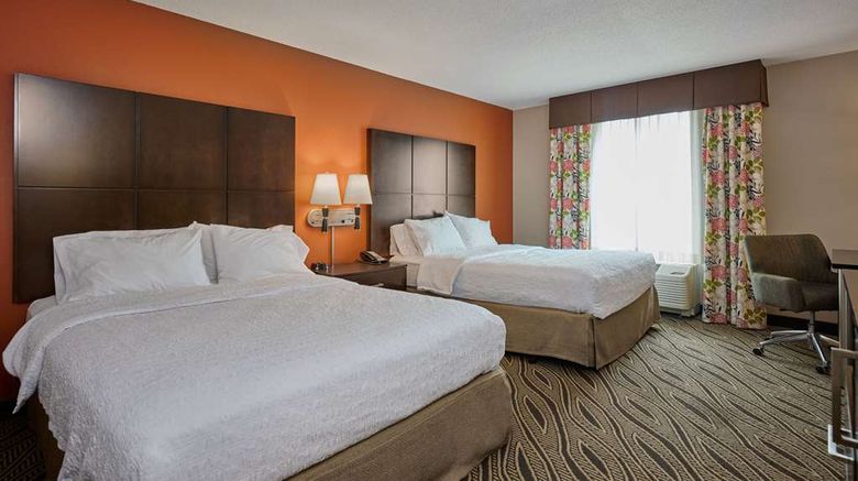 <b>Hampton Inn Evansville Airport Room</b>. Images powered by <a href="https://iceportal.shijigroup.com/" title="IcePortal" target="_blank">IcePortal</a>.