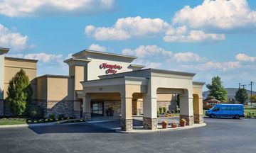 Hampton Inn Evansville Airport