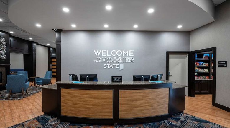 <b>Hampton Inn Evansville Airport Lobby</b>. Images powered by <a href="https://iceportal.shijigroup.com/" title="IcePortal" target="_blank">IcePortal</a>.
