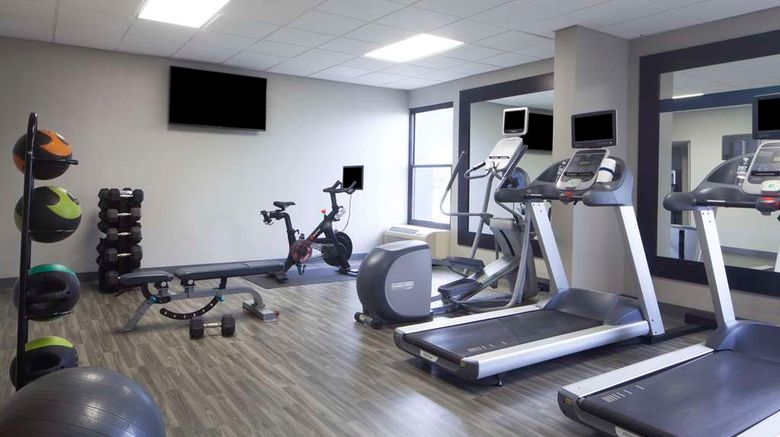 <b>Hampton Inn Evansville Health</b>. Images powered by <a href="https://iceportal.shijigroup.com/" title="IcePortal" target="_blank">IcePortal</a>.