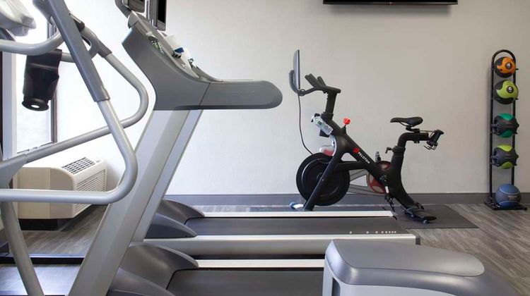 Hampton Inn Evansville Health