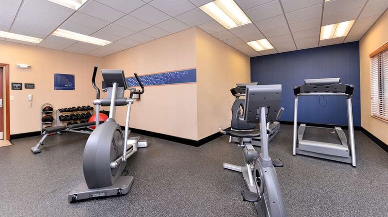 <b>Hampton Inn Evanston Health</b>. Images powered by <a href="https://iceportal.shijigroup.com/" title="IcePortal" target="_blank">IcePortal</a>.