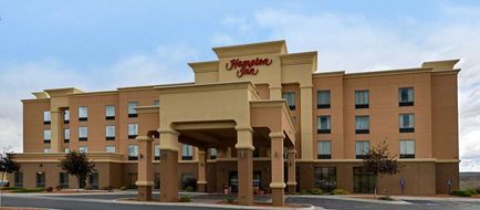 Hampton Inn Evanston Exterior