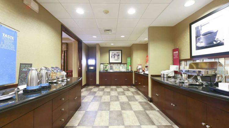 Hampton Inn New Brunswick Restaurant