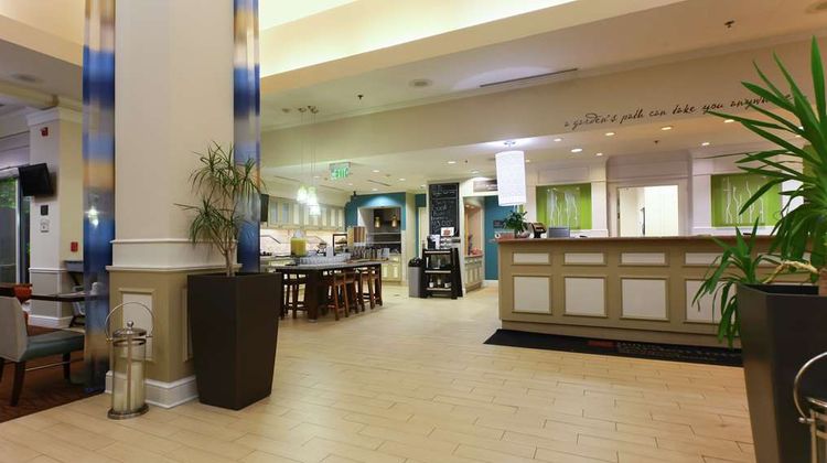 Hilton Garden Inn Secaucus/Meadowlands Lobby