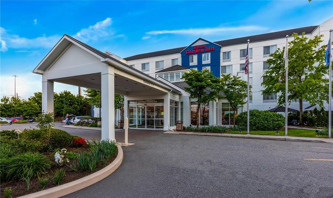 Hilton Garden Inn Secaucus/Meadowlands Exterior