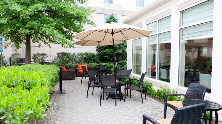 Hilton Garden Inn Secaucus/Meadowlands Exterior