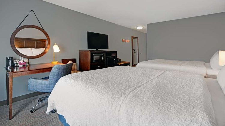 Hampton Inn Farmington Room