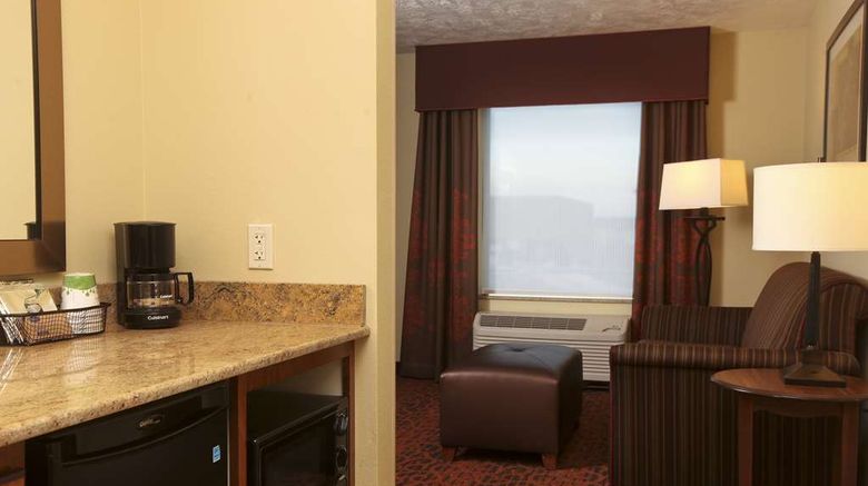 <b>Hampton Inn & Suites Fargo Other</b>. Images powered by <a href="https://iceportal.shijigroup.com/" title="IcePortal" target="_blank">IcePortal</a>.