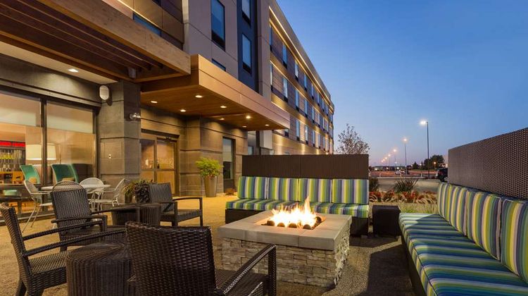 Home2 Suites By Hilton Fargo Exterior