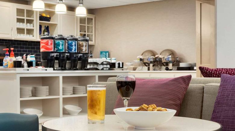 <b>Homewood Suites Fargo Restaurant</b>. Images powered by <a href="https://iceportal.shijigroup.com/" title="IcePortal" target="_blank">IcePortal</a>.