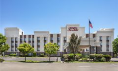 Hampton Inn & Suites Fresno
