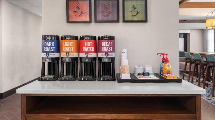 Hampton Inn & Suites Fresno Restaurant